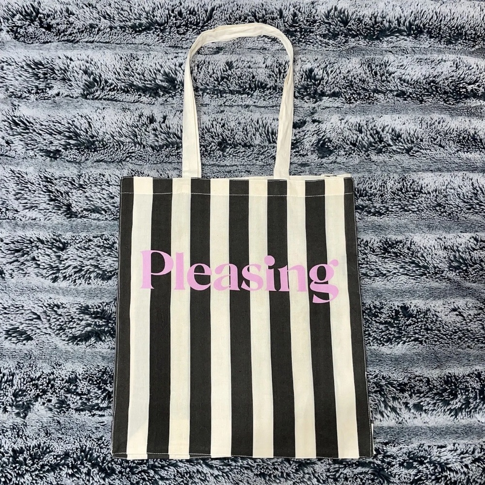 Pleasing Harry Styles One Direction Black Shopping Tote Bag from PopUp